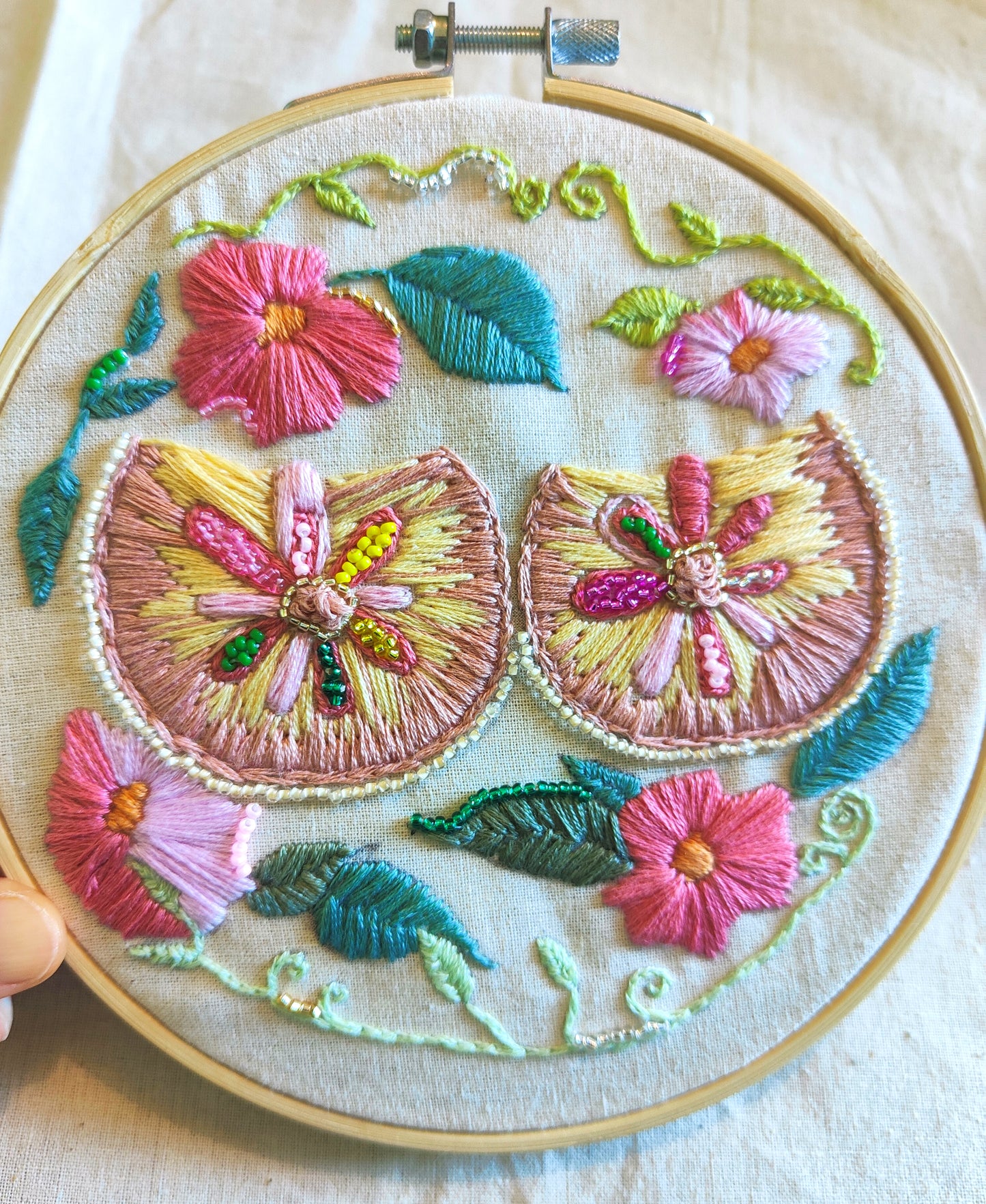 Bust embroidery art